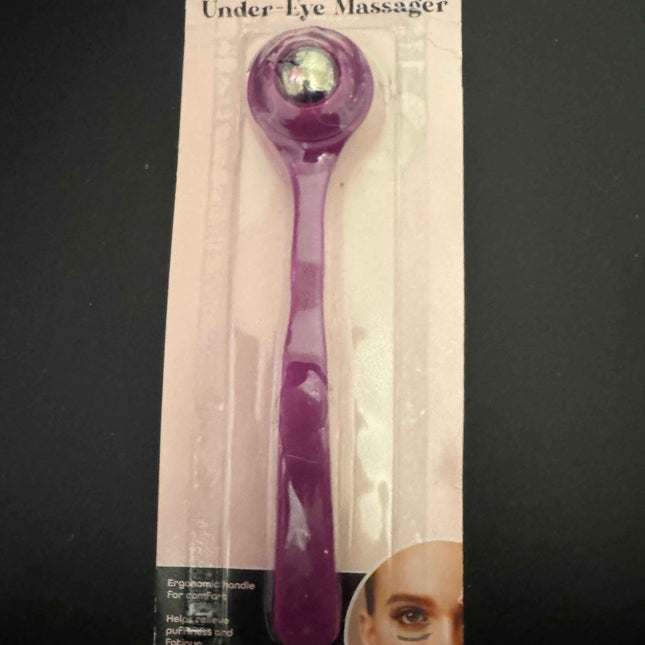 Under eye massager