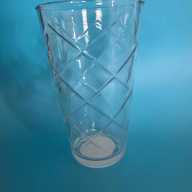 16 ounce drinking glass diamond pattern